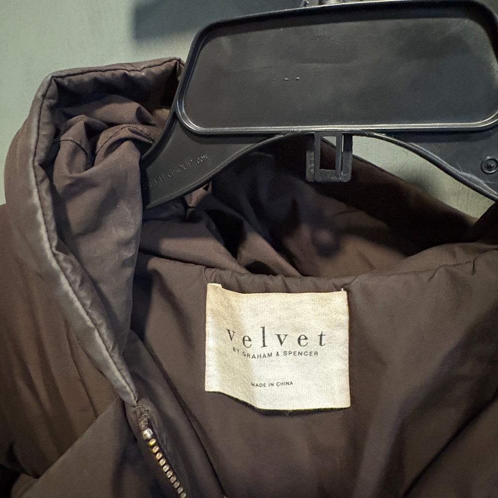 Velvet by Graham & Spencer “Raylin” Dark Brown Puffer Jacket - Picture 4 of 10